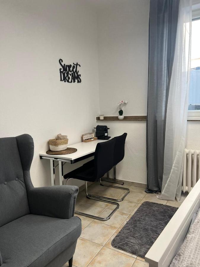 Apartamento Sleepwell1 Colonia Exterior foto